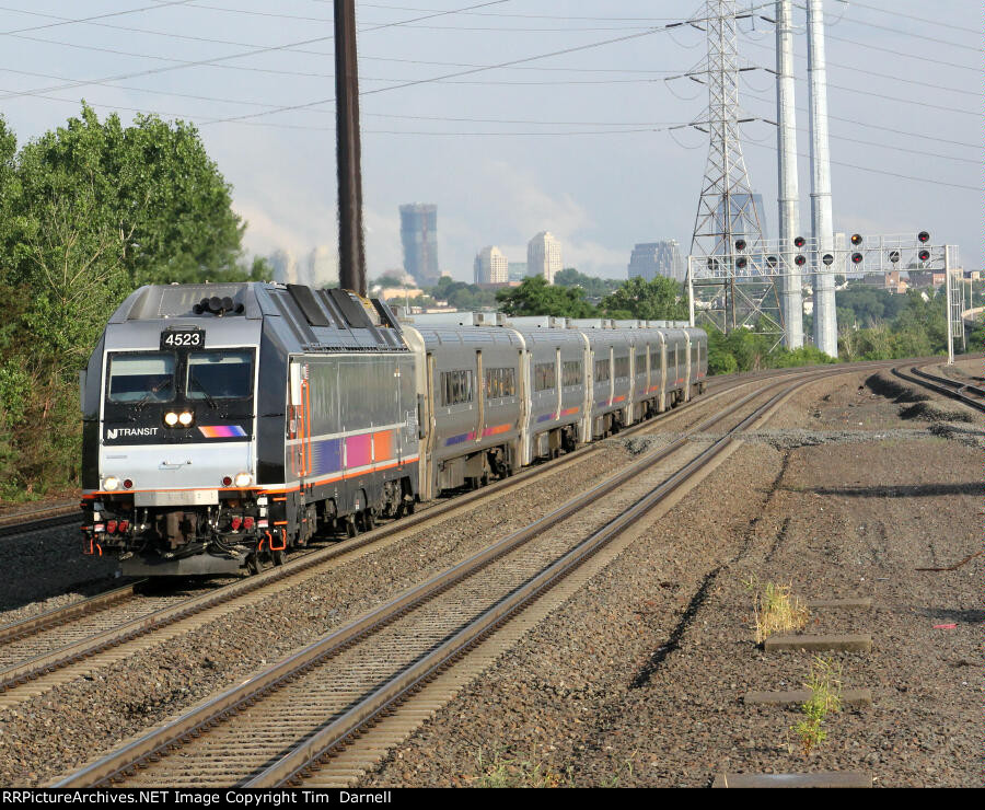 NJT 4523
